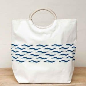 Oasis Shore Tote in White, Royal, Sky